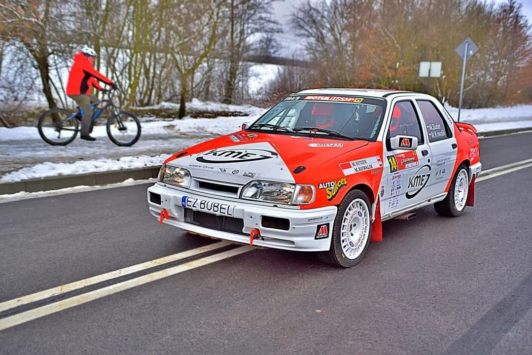 ford-sierra-replika-01