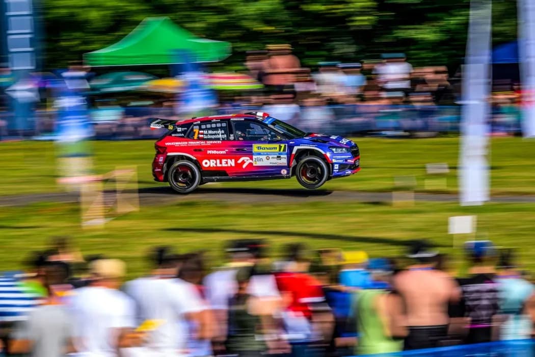 rajd-barum-na-zywo-w-motowizji-01-fot.red-bull-content-pool