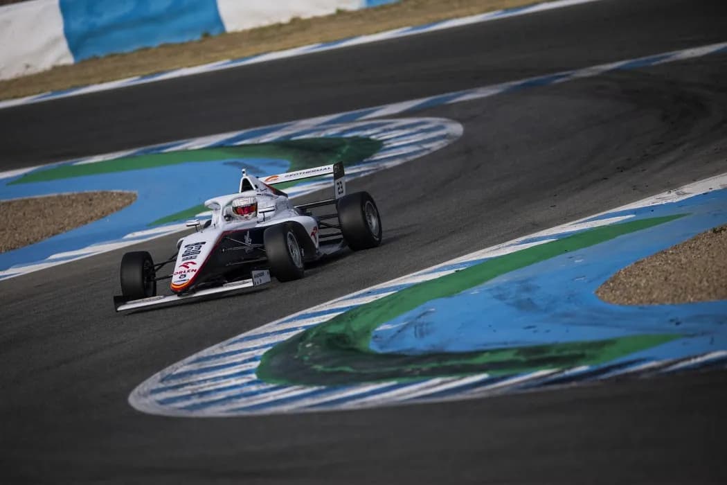 jan-przyrowski-jerez-f4-spanish-2025-17