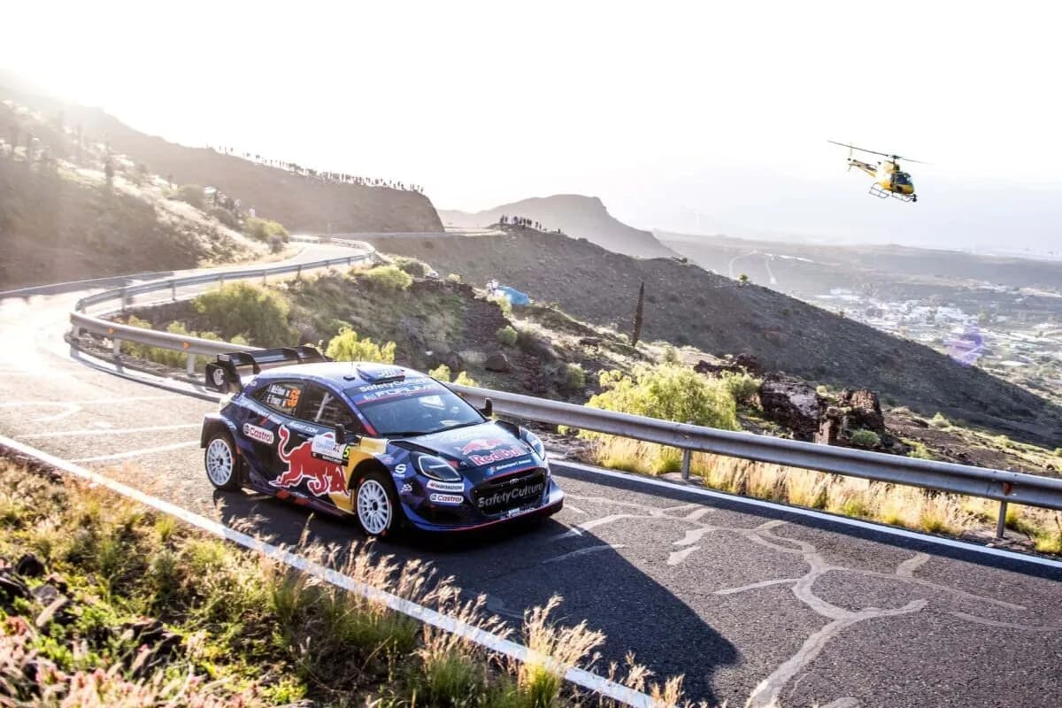 Rajd-Wysp-Kanaryjskich-na-zywo-w-Motowizji-02-fot.-Red-Bull-Content-Pool-1200×800
